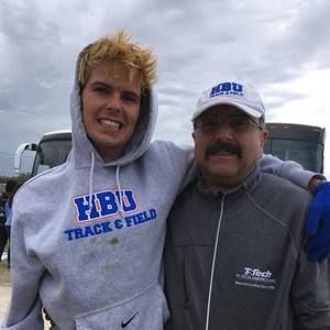 Meet your Posher, Enrique